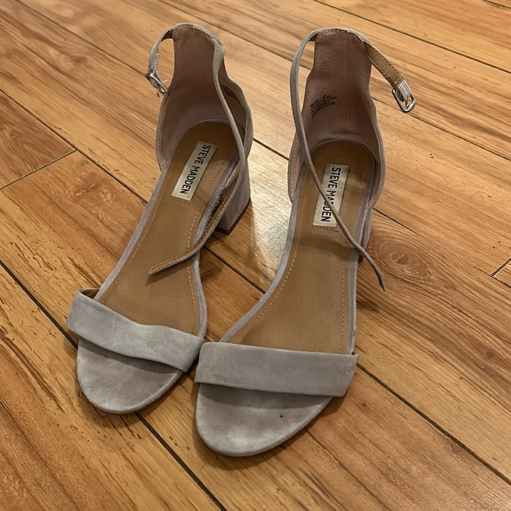 Steve Madden Grey Heels